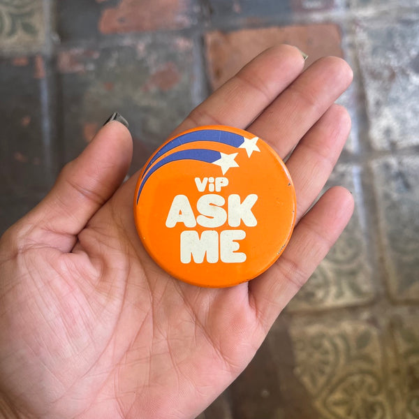 Vintage Ad & Slogan Buttons