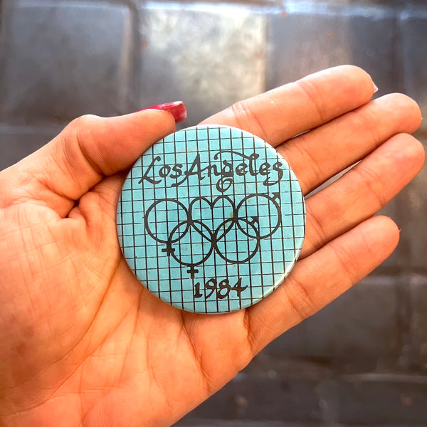 Vintage Los Angeles & Travel Souvenir Buttons