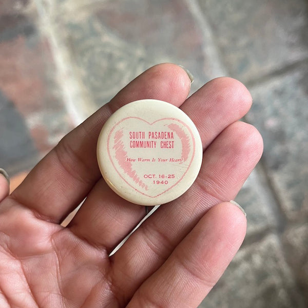 Vintage Los Angeles & Travel Souvenir Buttons