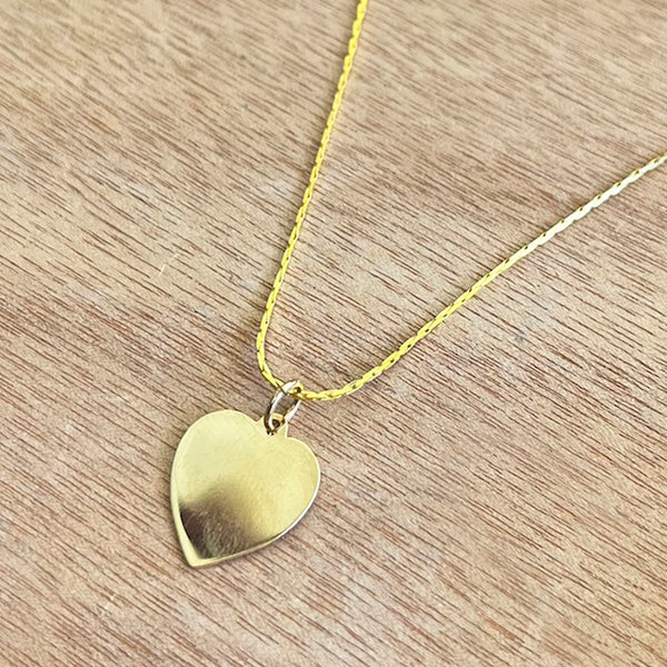 Vintage 70's Heart Medallion Necklace