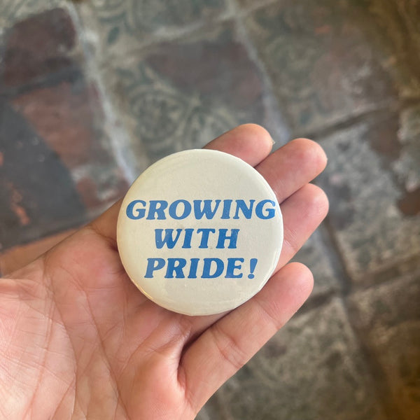 Vintage Ad & Slogan Buttons