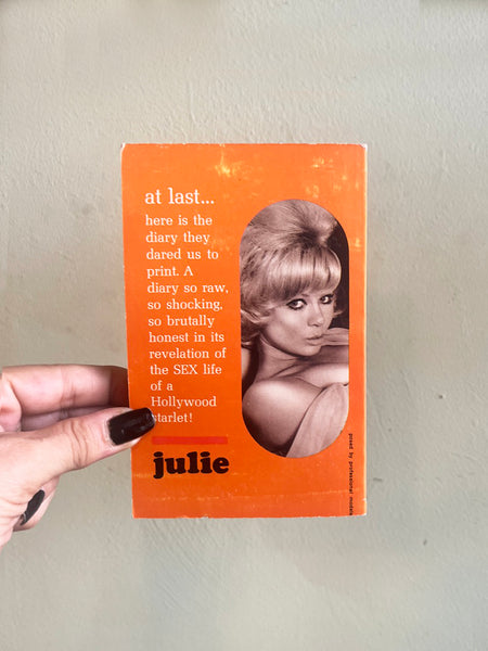 Julie: A Sex-Starved Hollywood Nympho - Vintage 1962