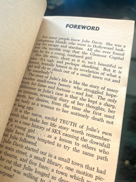 Julie: A Sex-Starved Hollywood Nympho - Vintage 1962