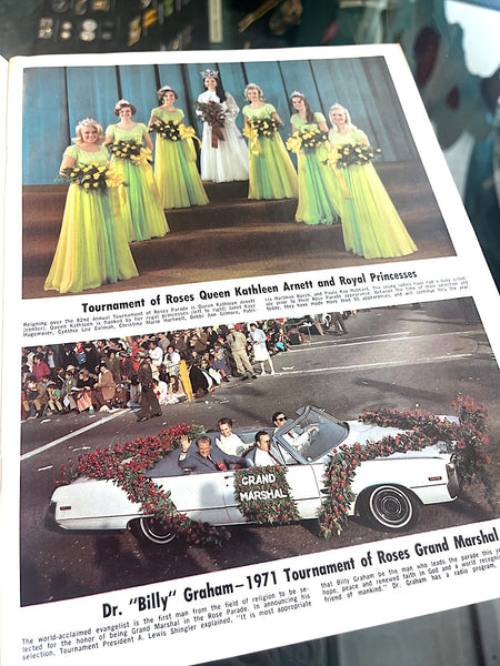 Pasadena Tournament of Roses Pictorial - Vintage 1971
