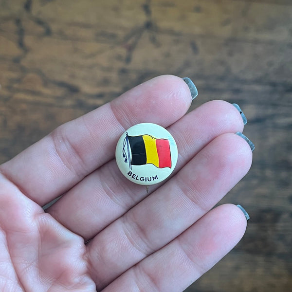 Vintage 1930's World Flag Buttons