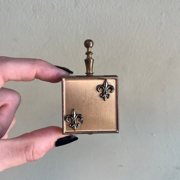 Fleur De Lis - Vintage Pocket Ashtray