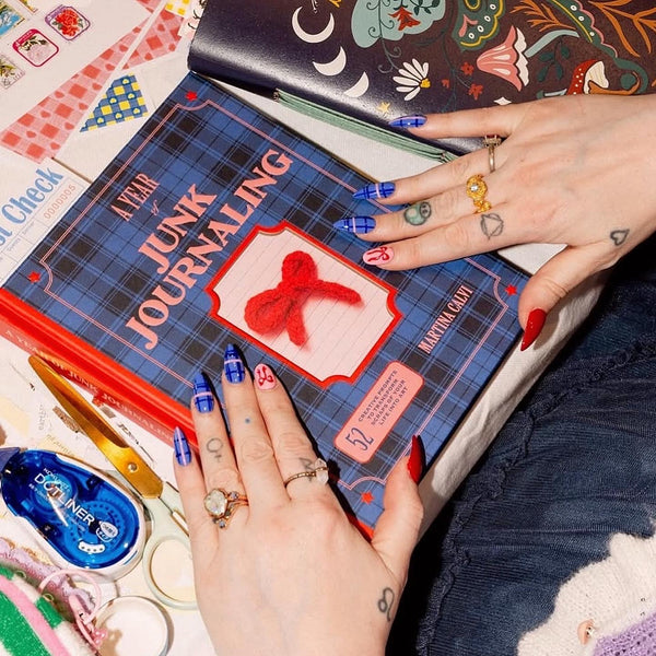 A Year of Junk Journaling: Prompts, Ideas and Inspiration to Collect Memories