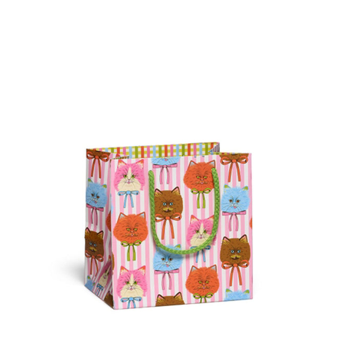 CARDS &amp; GIFT WRAP