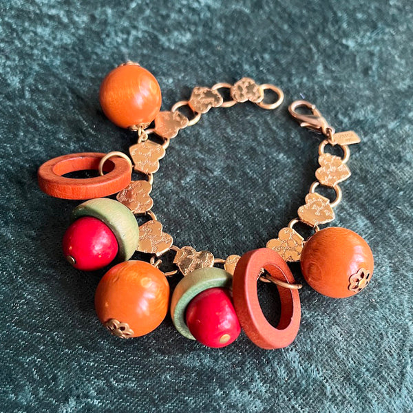 Vintage 1940's Wooden Charm Heart Bracelet