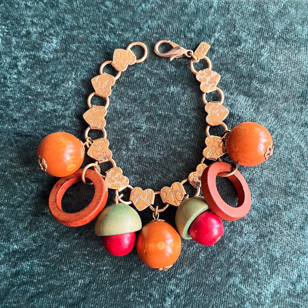 Vintage 1940's Wooden Charm Heart Bracelet