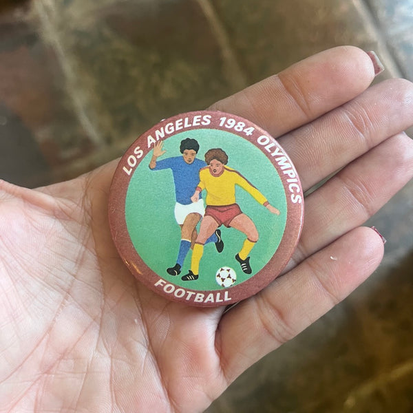 Vintage Los Angeles & Travel Souvenir Buttons