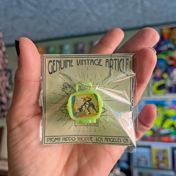 Vintage 1960's Lenticular Necklace