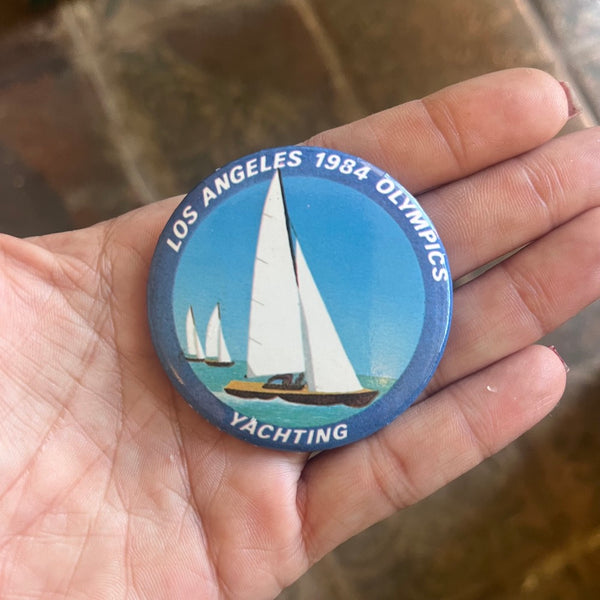 Vintage Los Angeles & Travel Souvenir Buttons