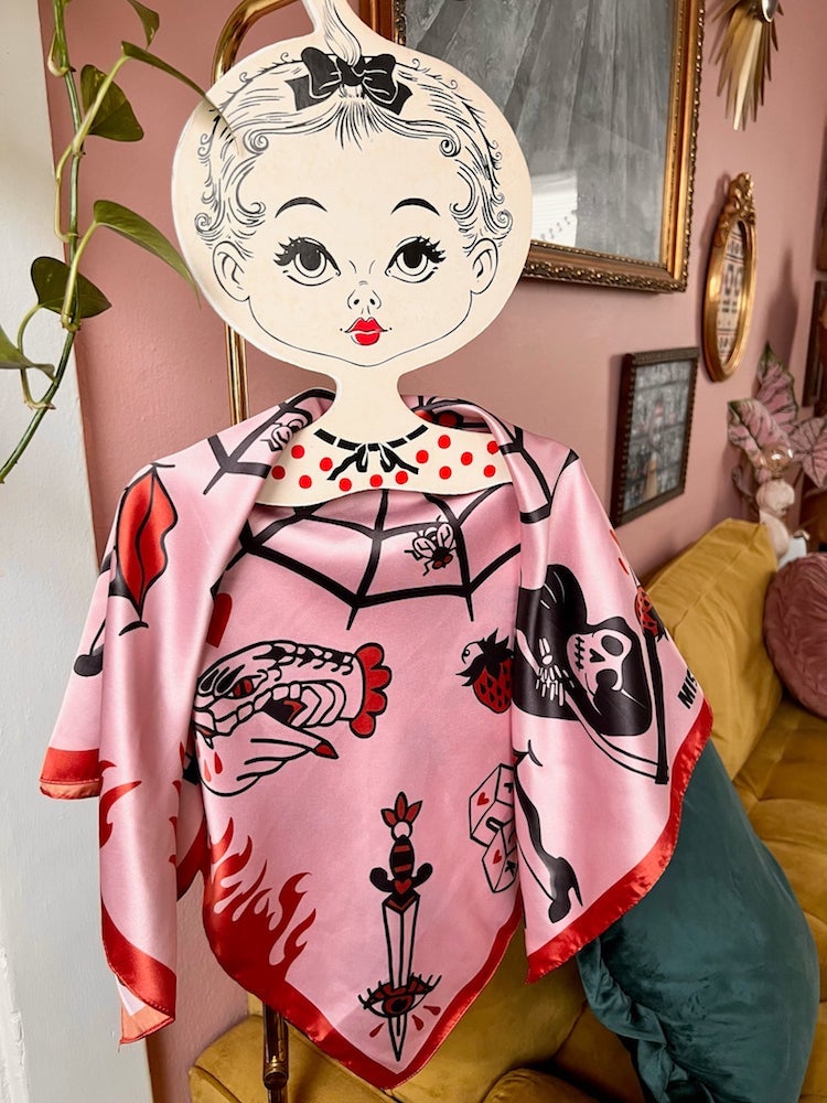 Miss Ladybug ❤︎TATOO FLASH SCARF✴︎新品未使用 Flash Tattoo Scarf | Miss Ladybug | Pygmy Hippo Shoppe